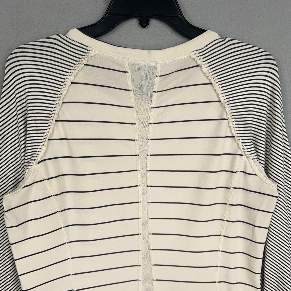Lululemon Shirt Womens 6 Beige Stripe Full Tilt Long Sleeve Angel Wing - Picture 9 of 15